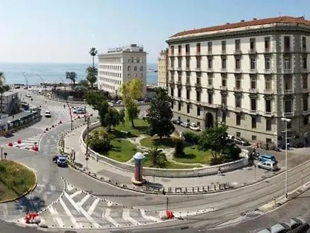 Partenope&Ulisse House Napoli-2